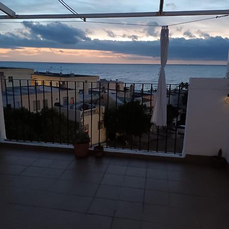 شقة Atico Con Vistas Al Mar كاربونيذاس المظهر الخارجي الصورة